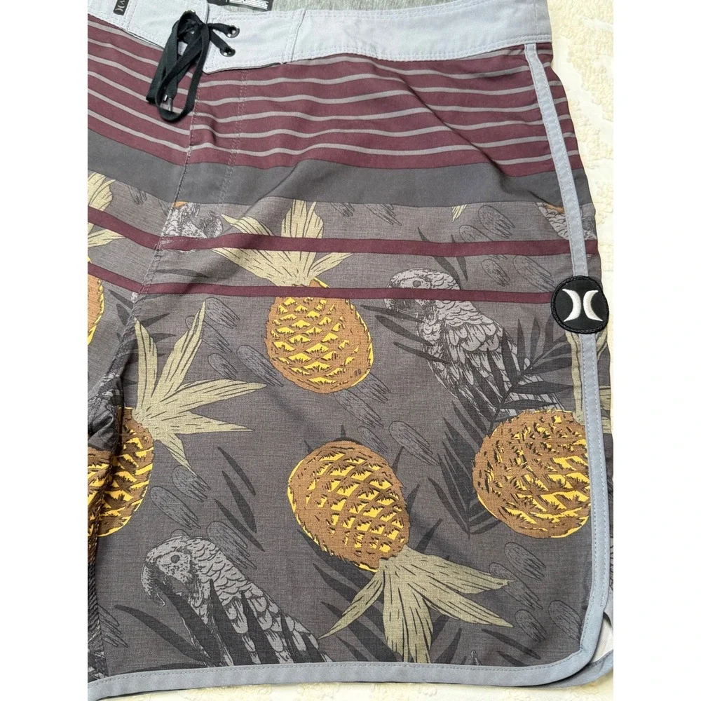 Hurley phantom gray